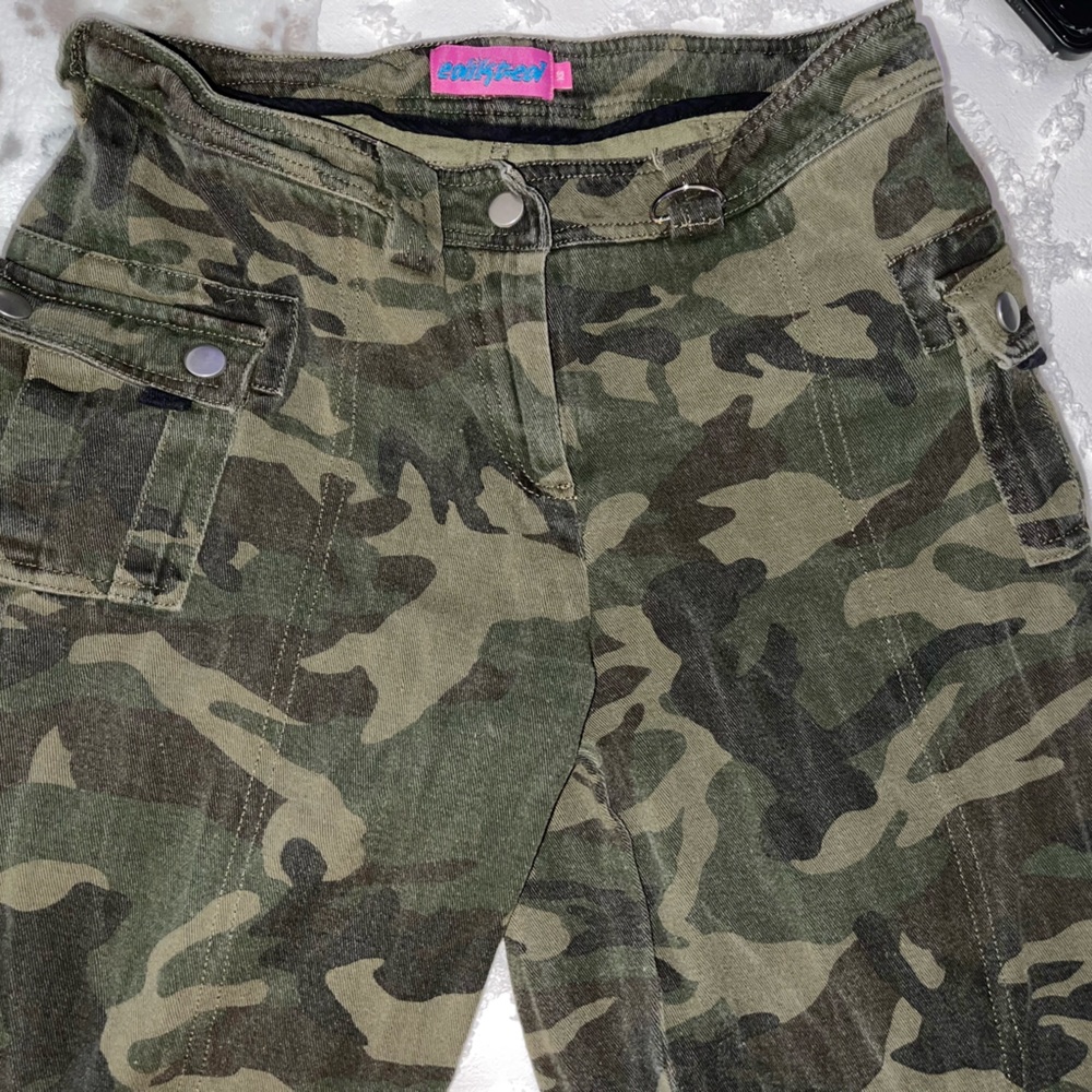 Ediketed camo pants